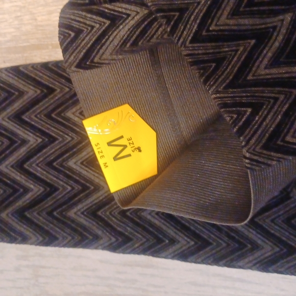 One5one black patterned pants nwt - Picture 3 of 6